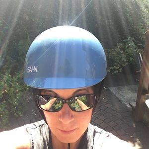 Meet your Posher, Rebecca